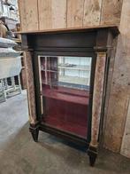 oud apothekerskastje ``WOONWINKEL RUSTIEK``, Ophalen