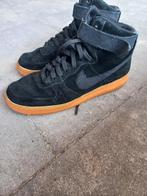 Nike Air Force 1 High '07 LV8 Sneakers maat 44 draagmaat 43, Kleding | Heren, Schoenen, Ophalen of Verzenden, Zo goed als nieuw