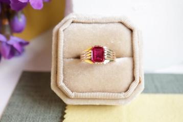 14 Karaat Gouden Ring met Roze Saffier beschikbaar voor biedingen