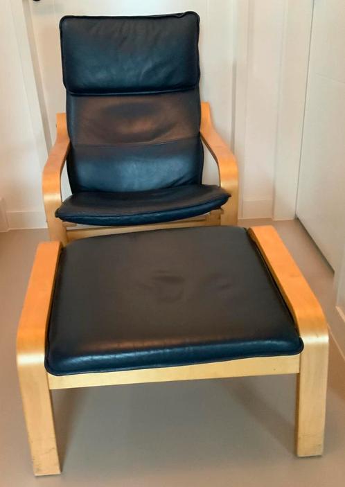LEREN Ikea fauteuil met bijhorende leren voetenbank, Huis en Inrichting, Fauteuils, Zo goed als nieuw, Leer, 75 tot 100 cm, Ophalen