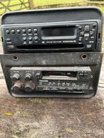2 x oude autoradio’s, Auto diversen, Autoradio's, Ophalen of Verzenden, Gebruikt