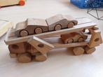 Houten oplegger met 3 autootjes, Kinderen en Baby's, Speelgoed | Houten speelgoed, Ophalen of Verzenden, Gebruikt
