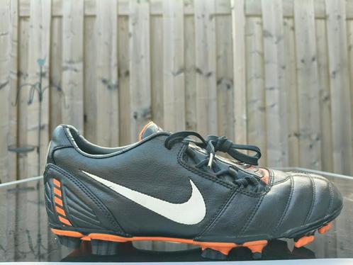 Nike Total 90 Shoot 2 Extra FG (Football -Soccer - Voetbal), Sport en Fitness, Voetbal, Zo goed als nieuw, Schoenen, Ophalen of Verzenden