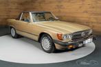 Mercedes 560 SL Cabriolet | 1988, Auto's, Oldtimers, Automaat, Achterwielaandrijving, 227 pk, Beige