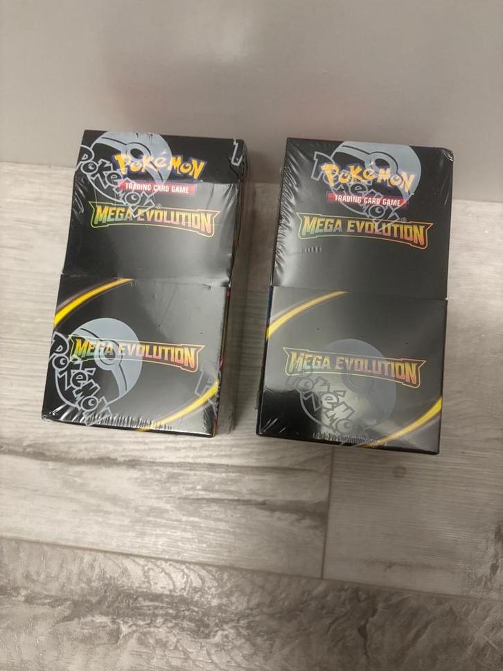 Nieuwe Pokémon halve Boosterbox - Mega Evolution 18x pokemon, Hobby en Vrije tijd, Verzamelkaartspellen | Pokémon, Nieuw, Boosterbox