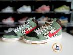 Nike SB Dunk High - Dog Walker (2019) 42.5, Kleding | Heren, Ophalen of Verzenden, Nieuw, Overige kleuren
