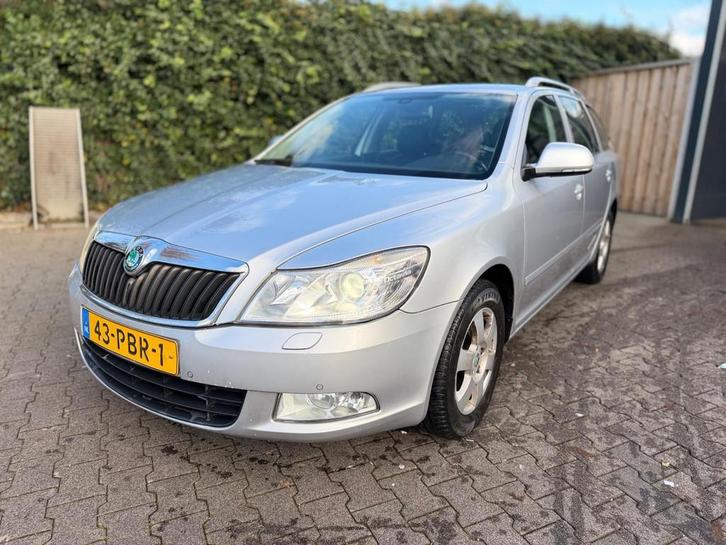 Skoda Octavia Combi AUTOMAAT, Auto's, Skoda, Bedrijf, Te koop, Octavia, ABS, Airbags, Airconditioning, Bochtverlichting, Centrale vergrendeling