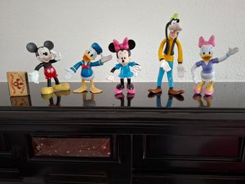 kleine Walt Disney figuren beschikbaar voor biedingen