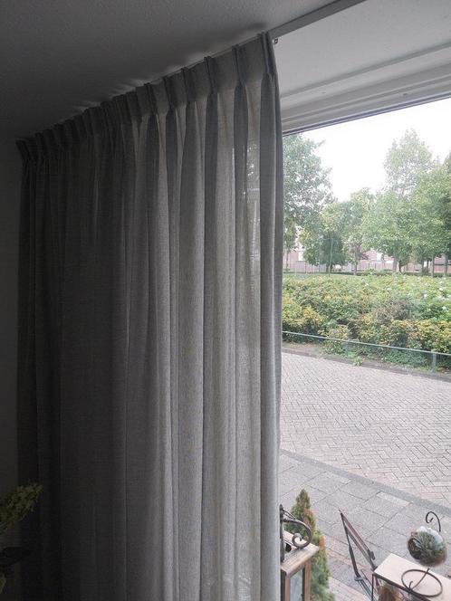 Grijze inbetween vitrage Kwantum met dubbele plooi, Huis en Inrichting, Stoffering | Gordijnen en Lamellen, Nieuw, 200 cm of meer
