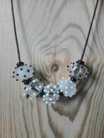 ketting met 5 holle handgemaakte lampwork glaskralen, Verzenden, Nieuw, Zwart, Overige materialen