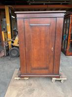 Antieke kast, Ophalen, Gebruikt
