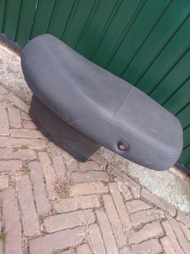 Zadel met buddybak BTC Riva / GY6, Fietsen en Brommers, Brommeronderdelen | Scooters, Gebruikt, Overige merken, Zadel, Ophalen of Verzenden