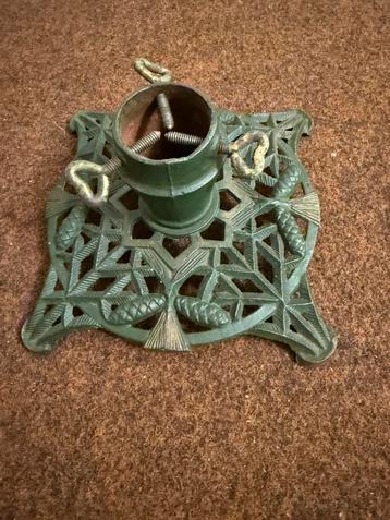 Kerstboomstandaard beschikbaar voor biedingen