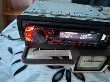 Pioneer auto radio  beschikbaar voor biedingen