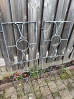 IJzeren raamrooster 2 stuks, Tuin en Terras, Tuinhekken en Hekwerk, Ophalen, Gebruikt, IJzer, Sierhekwerk