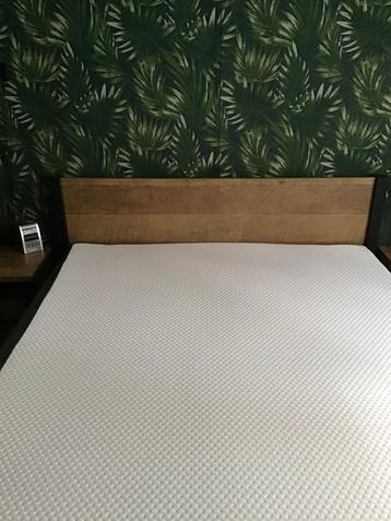 Te koop complete slaapkamer beschikbaar voor biedingen