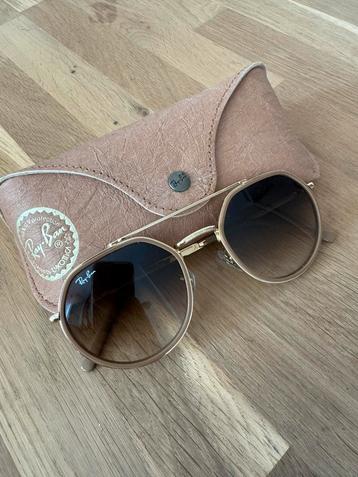 Nieuwe ray-ban zonnebril te koop beschikbaar voor biedingen