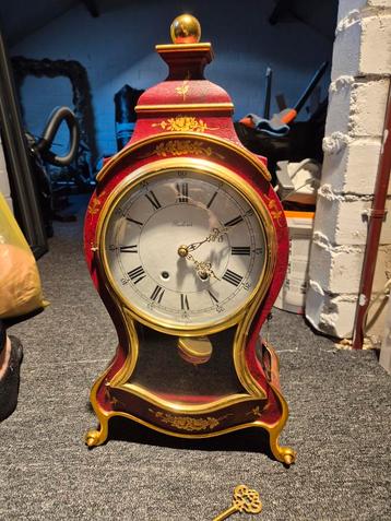 Pendule klok BUCHERER massief lindenhout christiaan huygens  beschikbaar voor biedingen