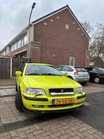 Volvo V40 1.8 2001, Voorwielaandrijving, Beige, 4 cilinders, Handgeschakeld