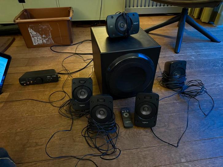 Logitech surround sound speaker Z906, Audio, Tv en Foto, Luidsprekers, Zo goed als nieuw, Complete surroundset, 120 watt of meer