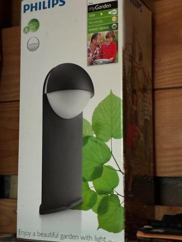 Tuinlamp beschikbaar voor biedingen