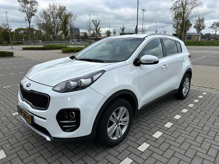 Kia Sportage 1.6 GDi 132pk DynamicLine 2017 Wit met trekhaak, Auto's, Kia, Particulier, Sportage, ABS, Achteruitrijcamera, Adaptieve lichten