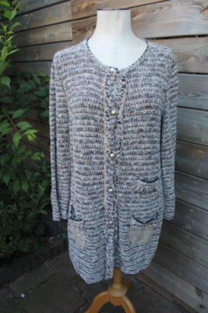 Vest roze/ zwart Marccain mt N5 (L-42) Vaste prijs AANBIEDIN, Kleding | Dames, Truien en Vesten, Zo goed als nieuw, Maat 42/44 (L)