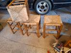 4 Landelijke Krukjes - Iephout & Biezen Zitting, Huis en Inrichting, Stoelen, Ophalen, Gebruikt, Bruin, Hout
