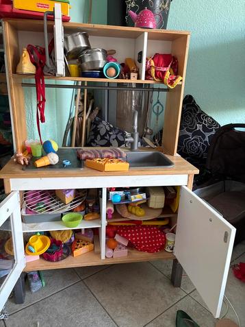 Speelkeuken ikea met heeeel veeel accessoires beschikbaar voor biedingen