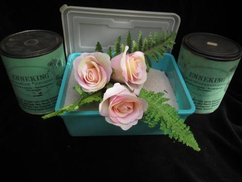 2 Blik Bloemen Droog Poeder Enneking Driedimensionaal Drogen, Huis en Inrichting, Woonaccessoires | Droogbloemen, Gebruikt, Ophalen of Verzenden