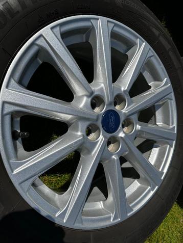 Originele Ford 17″ velgenset met TPMS beschikbaar voor biedingen