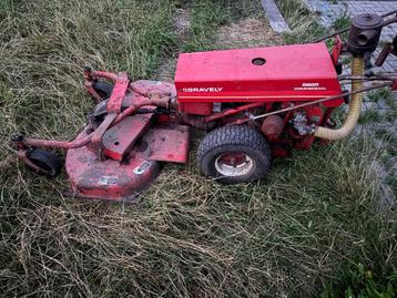 Werktuigdrager, tweewielige tractor, ruwterreinmaaier.  beschikbaar voor biedingen