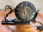 Vintage tafelklok AWU, met springbok joh. Bosma, Ophalen of Verzenden, Gebruikt, Analoog