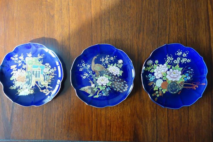 Borden porselein Japans 3 maal, Antiek en Kunst, Antiek | Porselein, Ophalen of Verzenden