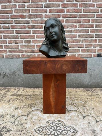 Vintage brutalistische bijzet tafel,koffietafel, piëdestal beschikbaar voor biedingen