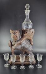 Zwartewoud houtsnijwerk Beer likeurset Antiek, Ophalen of Verzenden