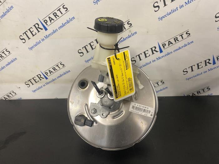 Rembekrachtiger van een Mercedes B-Klasse, Auto-onderdelen, Remmen en Aandrijving, Mercedes-Benz, Gebruikt, 3 maanden garantie