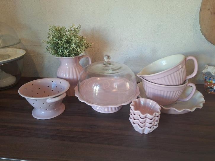 Servies IB Laursen Mynte roze, Huis en Inrichting, Keuken | Servies, Zo goed als nieuw, Schaal of Schalen, Overige stijlen, Aardewerk