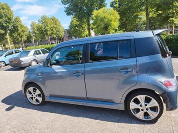 Sportieve daihatsu materia beschikbaar voor biedingen