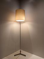 Elegante Staande Lamp - Vintage Design, Hagoort, Huis en Inrichting, Lampen | Vloerlampen, Ophalen, Gebruikt, Metaal, Modern