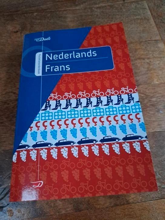 Van Dale pocketwoordenboek Nederlands-Frans, Boeken, Woordenboeken, Zo goed als nieuw, Frans, Van Dale, Ophalen of Verzenden