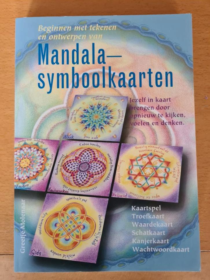 Mandala Symbolenkaarten - Tekenen en Ontwerpen, Boeken, Esoterie en Spiritualiteit, Zo goed als nieuw, Ophalen of Verzenden