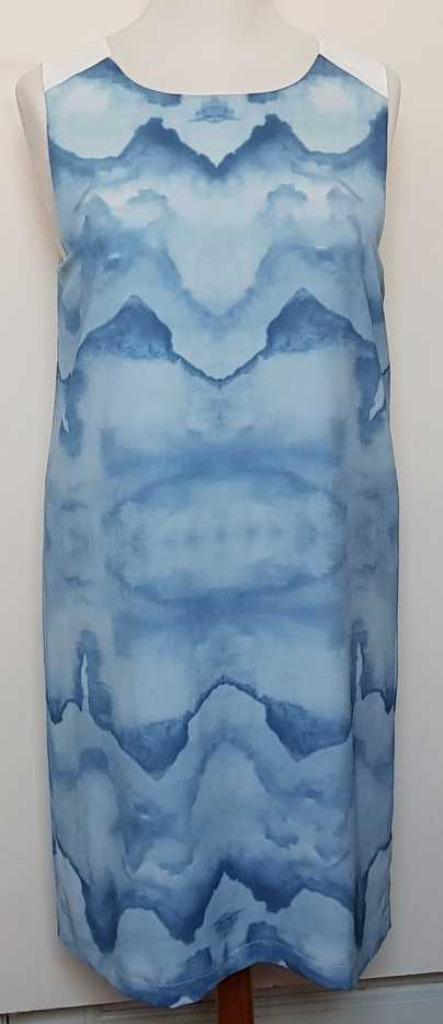 Kaffe prachtige jurk in blauw tinten met roomwit mt. 42 NIEU, Kleding | Dames, Jurken, Nieuw, Maat 42/44 (L), Blauw, Ophalen of Verzenden