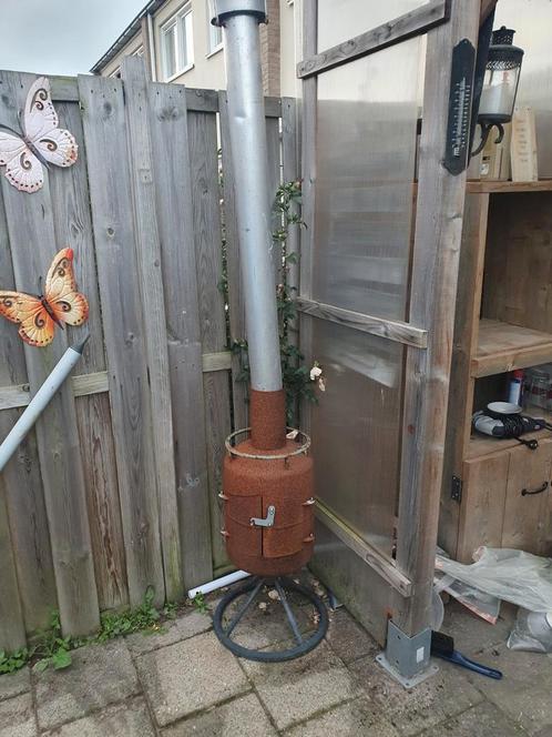 Buitenhaardje met pijp en deurtjes, Tuin en Terras, Tuinhaarden, Gebruikt, Ophalen