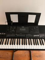 Yamaha Piano Keyboard PSR E463, Muziek en Instrumenten, Keyboards, 61 toetsen, Aanslaggevoelig, Zo goed als nieuw, Yamaha