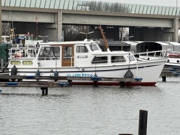 Hoekstra - Elektrisch aangedreven Kajuitboot, Watersport en Boten, Speedboten, Gebruikt, Overige brandstoffen