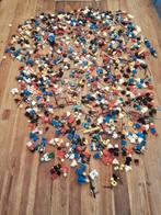 Grote verzameling Lego poppetjes gereedschap zwaarden, Kinderen en Baby's, Speelgoed | Duplo en Lego, Ophalen of Verzenden, Gebruikt