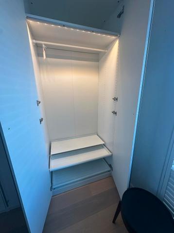 Ruime IKEA PAX kast met verlichting - 3 meter breed! - afbeelding 3