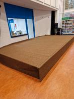 Podium met vloerbedekking en panelen, Muziek en Instrumenten, Ophalen