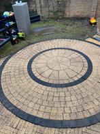 Stenen (gratis ophalen), Ophalen, Zo goed als nieuw, Beton, Klinkers